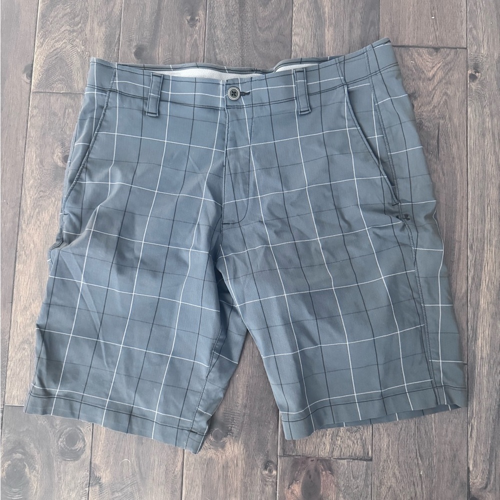 Under Armour Men's Gray Plaid Shorts